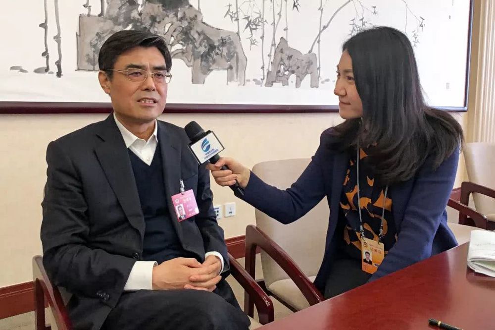 當(dāng)好能源轉(zhuǎn)型與清潔發(fā)展排頭兵——訪全國政協(xié)委員，中國華能集團有限公司董事長、黨組書記舒印彪
