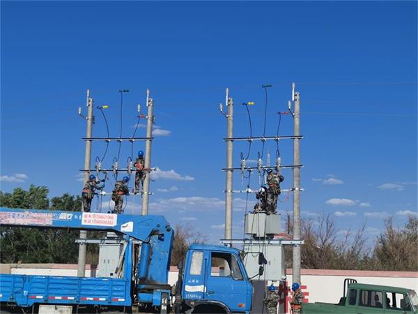 阿拉善電業(yè)局烏力吉供電分局 戍守邊防，電力護(hù)航