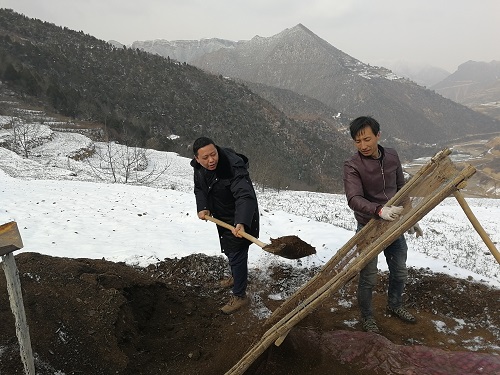 老百姓不脫貧，我絕不撤退——記國網甘肅省電力公司駐村前線指揮部負責人趙宣安