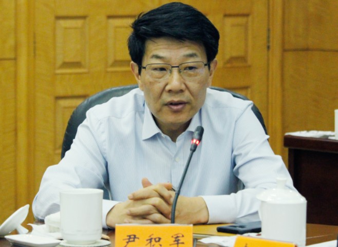 國(guó)網(wǎng)浙江省電力有限公司董事長(zhǎng)、黨委書記  尹積軍：以“一體四翼”發(fā)展布局落地實(shí)踐 推動(dòng)浙江高質(zhì)量實(shí)現(xiàn)碳達(dá)峰