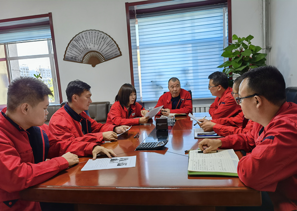 烏海電業(yè)局千里山分局：修訂宣貫班組標準，促進班組有序發(fā)展
