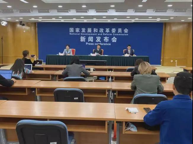 發(fā)改委最新電價(jià)通知明確“高耗能企業(yè)市場交易電價(jià)不受上浮20%限制”！