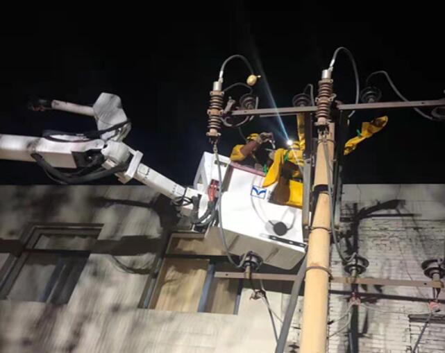 烏海電業(yè)局配電帶電作業(yè)處：11、7、23