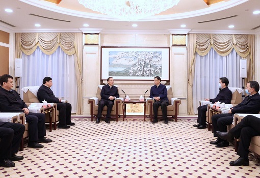 國家電網(wǎng)董事長辛保安、總經(jīng)理張智剛與江蘇省省長許昆林舉行會(huì)談