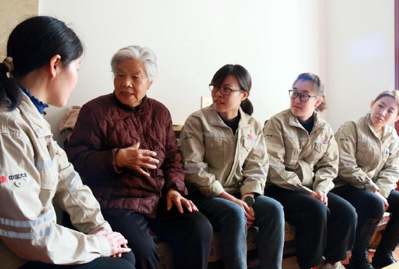 別樣?jì)D女節(jié)，溫暖老人心