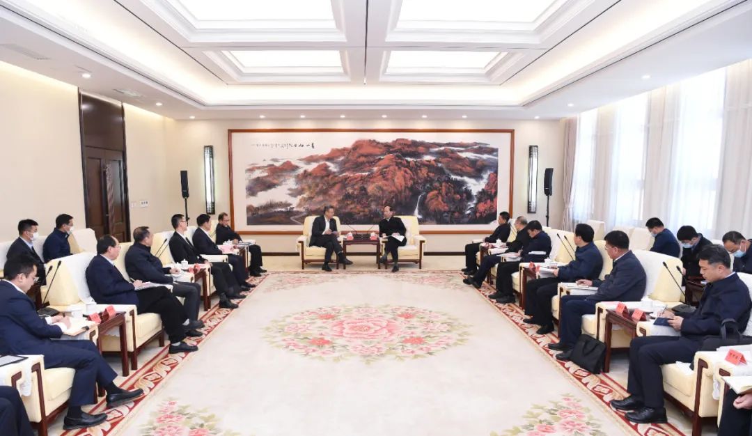 錢(qián)智民、江毅拜會(huì)內(nèi)蒙古自治區(qū)黨委書(shū)記、人大常委會(huì)主任石泰峰