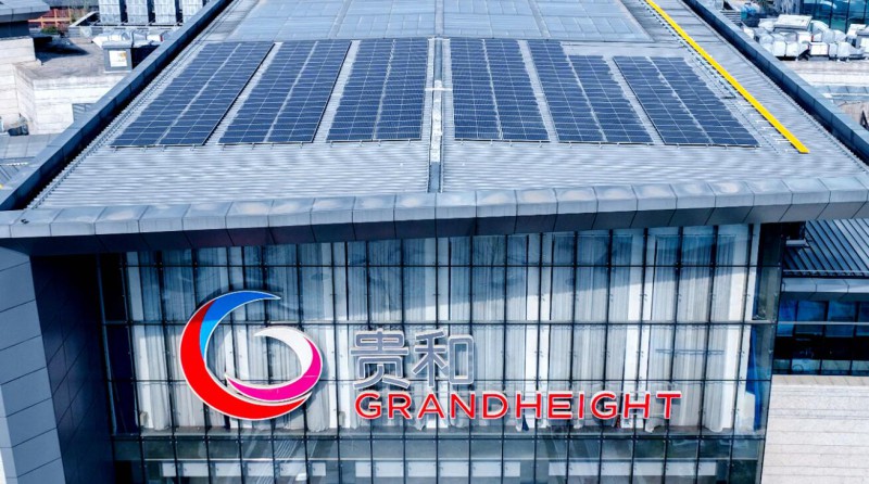 1.2MW！山東商業(yè)綜合體屋頂光伏發(fā)電項(xiàng)目并網(wǎng)發(fā)電