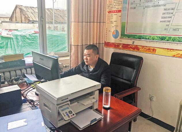駐村書記王維：“村民需要啥，我們就干啥”