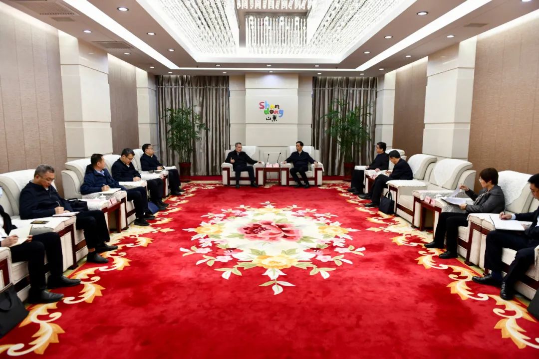 大唐山東發(fā)電公司黨委書記、董事長(zhǎng)趙永力拜會(huì)菏澤市委副書記、市長(zhǎng)張倫