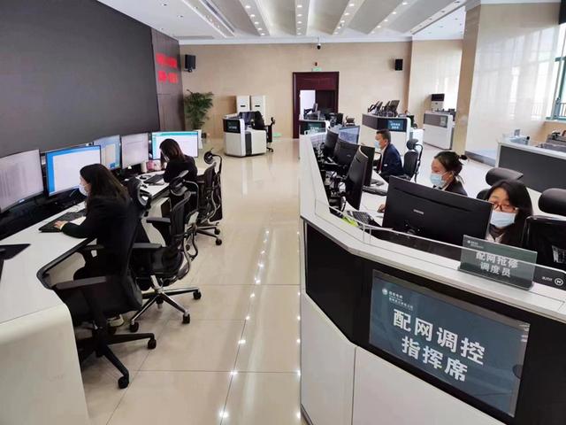 國網(wǎng)武漢供電公司保供不缺失、服務(wù)不打烊