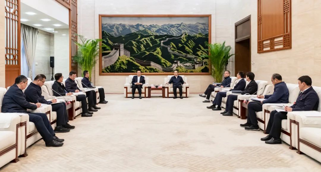 大唐集團(tuán)黨組書記、董事長鄒磊會見哈電集團(tuán)黨委書記、董事長曹志安