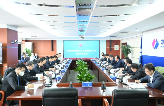 中國電建黨委書記、董事長丁丁焰章與內(nèi)蒙古電力集團黨委書記、董事長賈振國會談