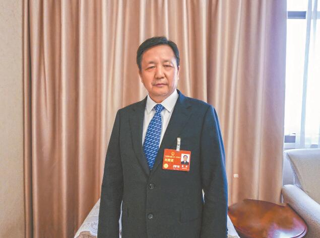 新型電力系統(tǒng)建設(shè)為電力裝備制造業(yè)帶來新機遇——訪全國人大代表，全國工商聯(lián)副主席，特變電工股份有限公司黨委書記、董事長張新