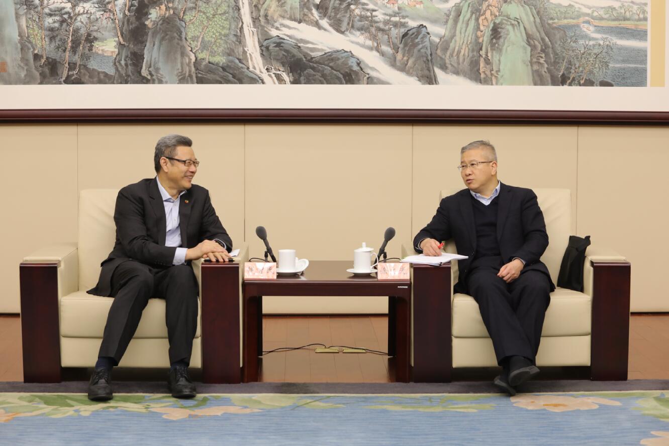 國(guó)家電投黨組書記、董事長(zhǎng)錢智民拜會(huì)浙江省委常委、常務(wù)副省長(zhǎng)徐文光