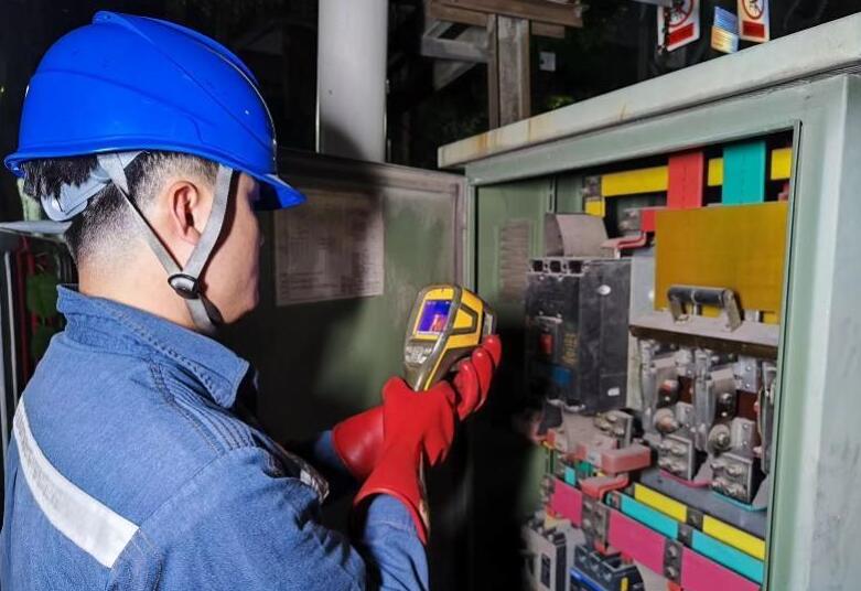 深圳供電局消除67條線路、237臺配變重滿載風(fēng)險(xiǎn)