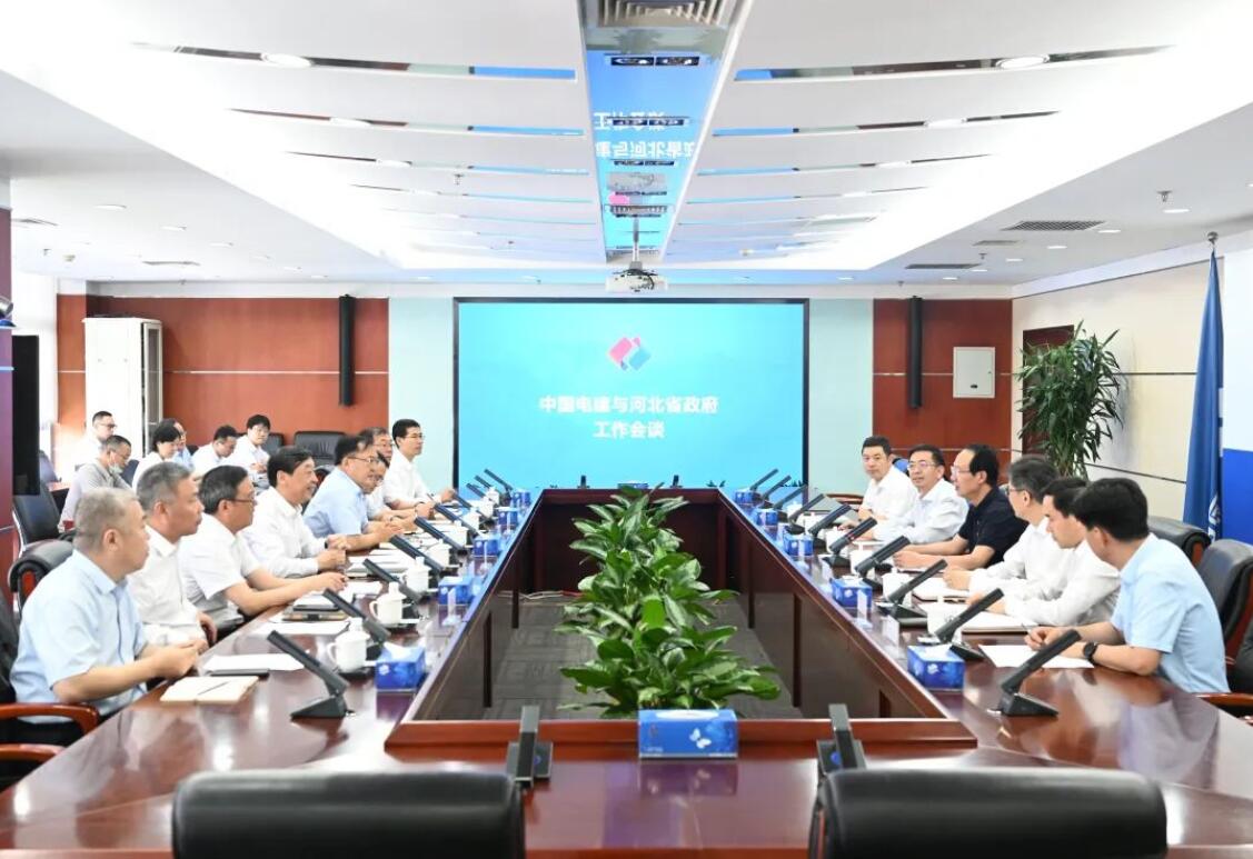 中國電建黨委書記、董事長丁焰章與河北省副省長時清霜會談