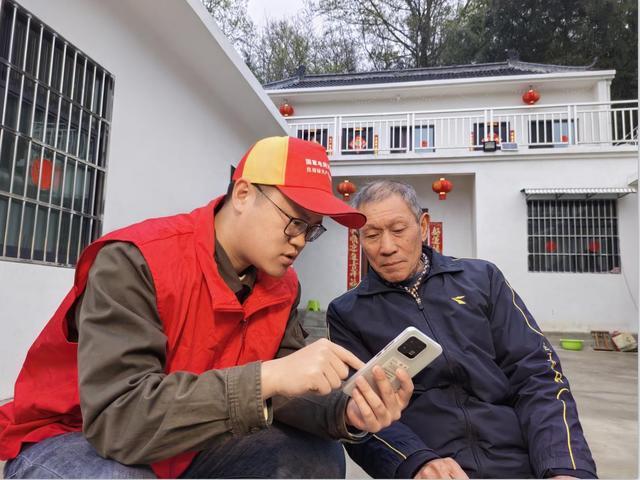 村網(wǎng)共建，讓村里老人生活更方便!