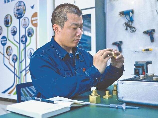 何龍：扎根北疆9年，他找到了自己的位置