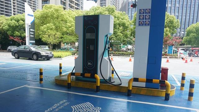 加快培育氫燃料電池汽車產(chǎn)業(yè)，浙江超前布局加氫站建設(shè)