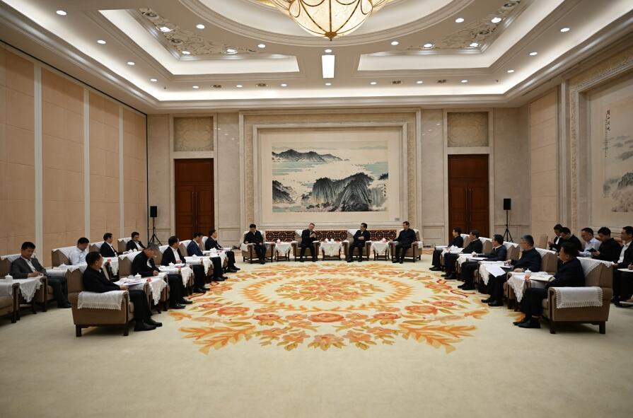 三峽集團(tuán)董事長(zhǎng)、黨組書雷鳴山拜會(huì)江蘇省委書記信長(zhǎng)星、 省長(zhǎng)許昆林