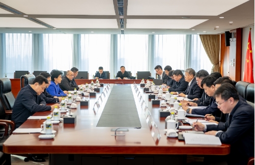 國(guó)家能源集團(tuán)劉國(guó)躍會(huì)見(jiàn)黑龍江省委副書記、省長(zhǎng)梁惠玲