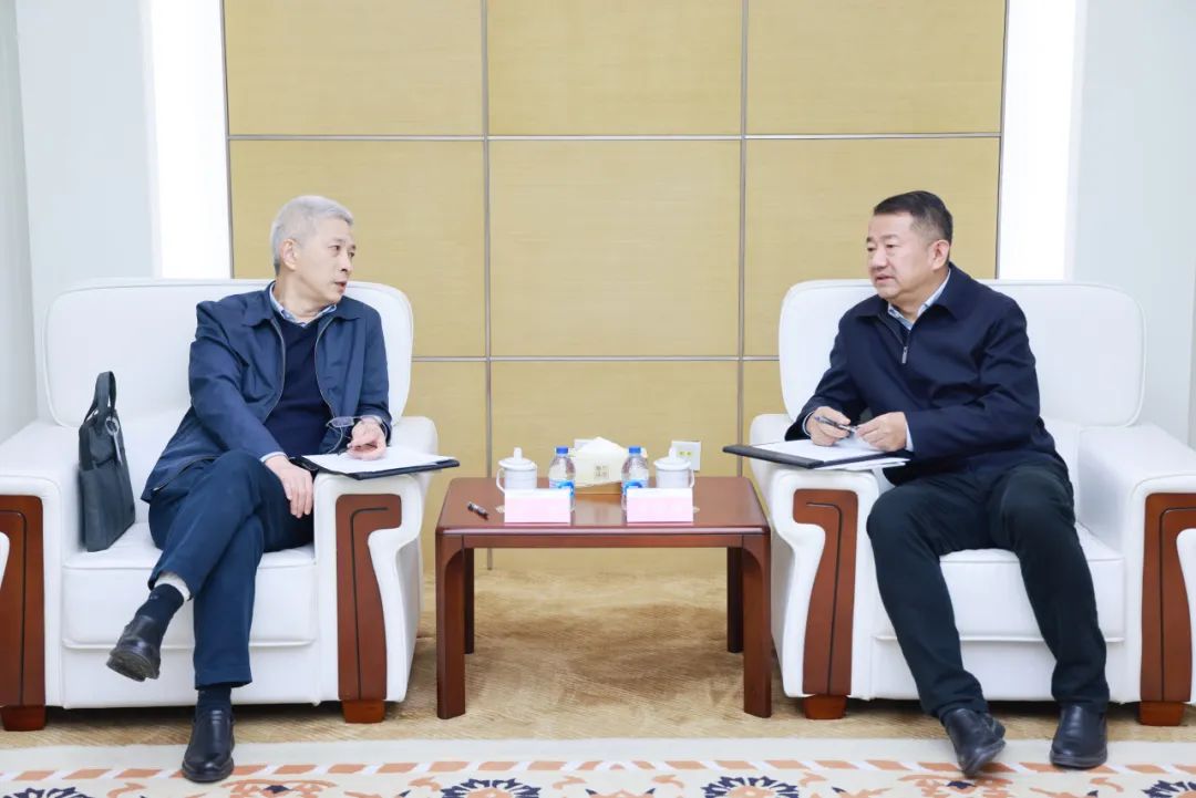 中國一重集團黨委書記、董事長徐鵬一行拜訪大唐環(huán)境黨委書記、董事長朱利明