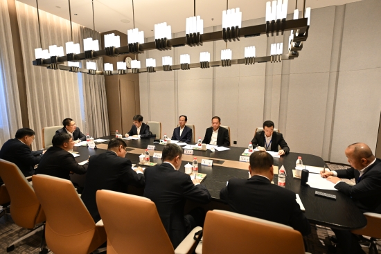 丁焰章與近期新任職子企業(yè)黨委書記、董事長進行集體談話