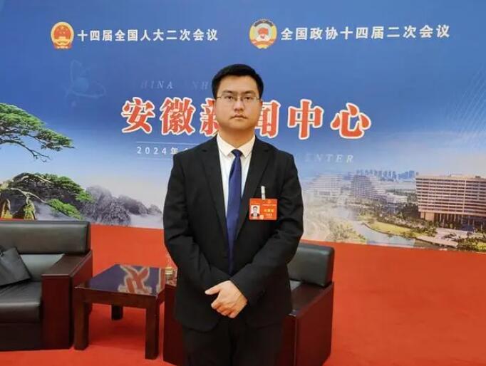 全國人大代表、國軒高科姚金?。簶?biāo)準(zhǔn)、技術(shù)、產(chǎn)業(yè)鏈多管齊下，推動電化學(xué)儲能產(chǎn)業(yè)高質(zhì)量發(fā)展