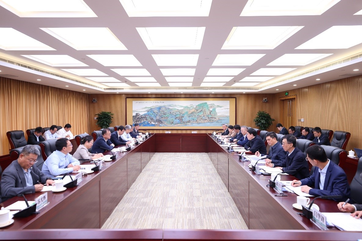 西安交通大學黨委書記盧建軍、校長張立群赴國家電網座談交流