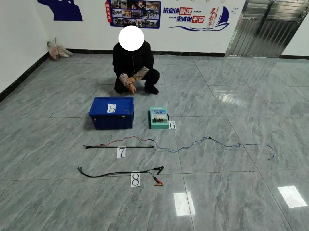 私設電網(wǎng)捕“野味”，真刑!