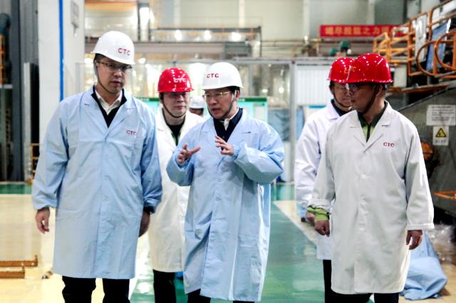 中國電氣裝備黨委書記、董事長李洪鳳赴浙江盛達(dá)、恒馳電氣、西電常變、常州東智調(diào)研