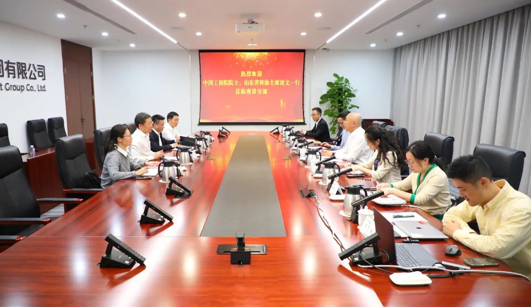中國電氣裝備黨委書記、董事長李洪鳳會見中國工程院院士、山東省科協(xié)主席凌文
