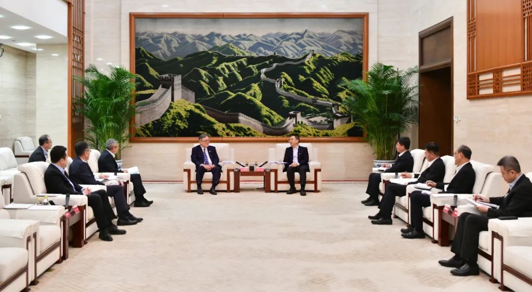 大唐集團(tuán)黨組書記、董事長鄒磊與日立制作所取締役會長東原敏昭會談