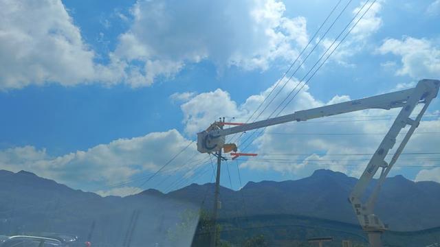 畢節(jié)市郊供電局成功投運10千伏撒昌線，提升供電可靠性