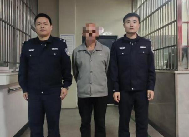 男子為解饞，在山里鋪設電網(wǎng)欲捕獵，涉嫌非法狩獵被抓