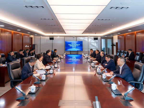 華電集團副總經(jīng)理吳敬凱會見中國電建黨委常委、副總經(jīng)理徐鵬程