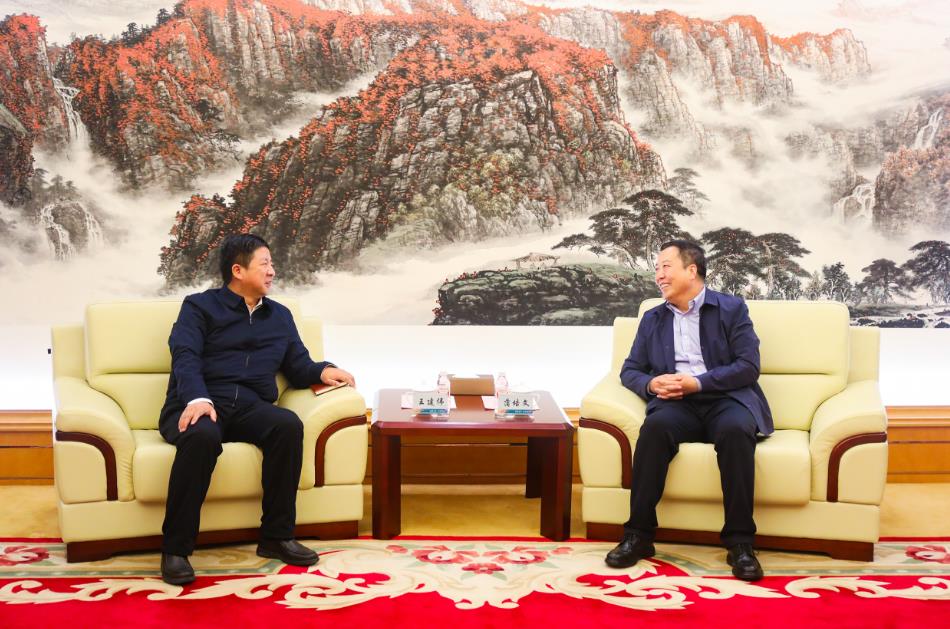 大唐甘肅公司黨委書記、董事長王建偉與甘肅電投集團黨委書記、董事長蒲培文會談