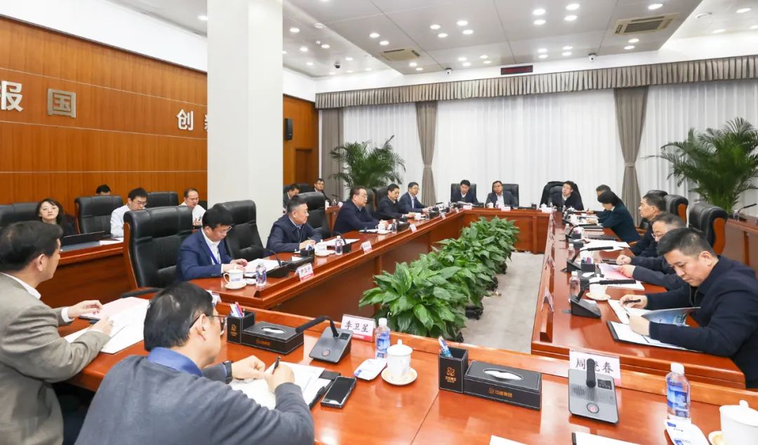 中核集團(tuán)會(huì)見江蘇省委常委、蘇州市委書記劉小濤一行