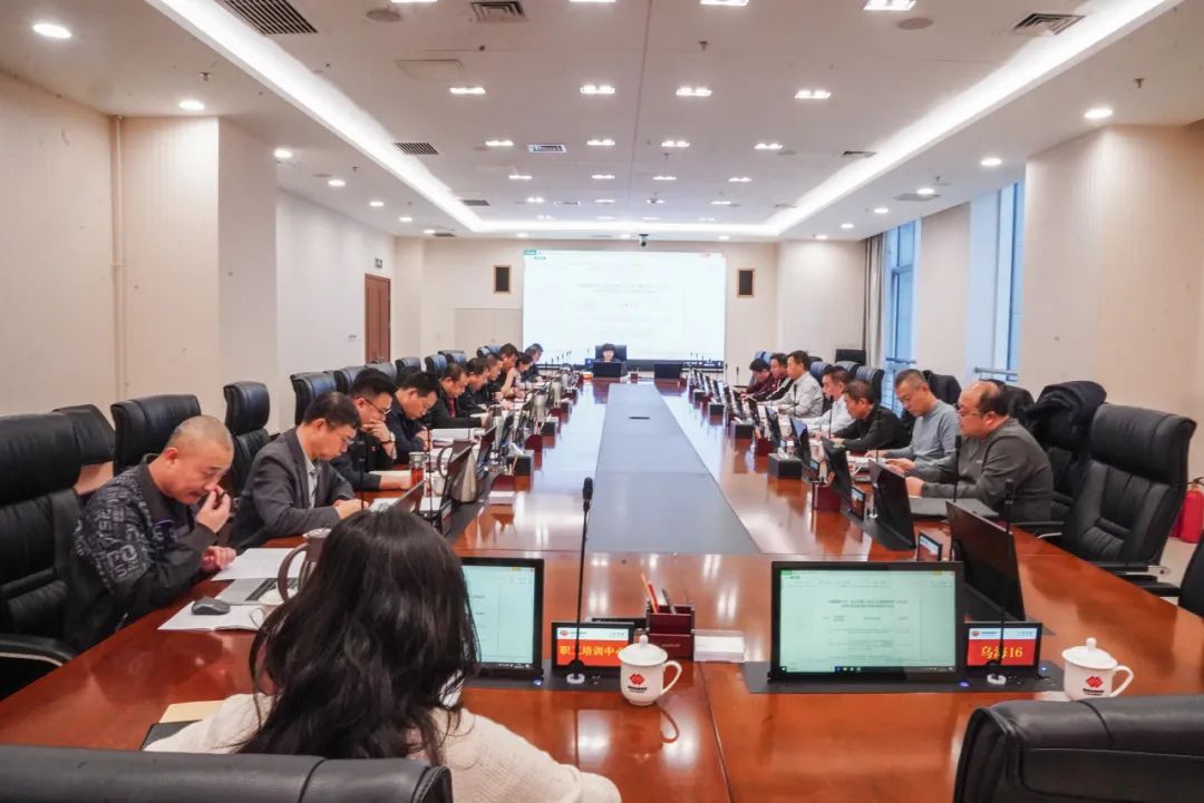 烏海能源公司召開2025年職代會(huì)小組討論意見(jiàn)建議推進(jìn)會(huì)