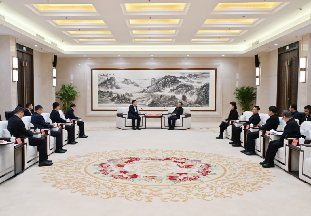 大唐集團(tuán)董事長(zhǎng)呂軍、總經(jīng)理張傳江拜會(huì)內(nèi)蒙古自治區(qū)黨委書記孫紹騁政府主席王莉霞